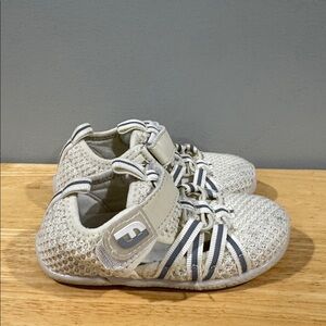 Joinfree Toddler Water Shoe Sandals (Size 6-7)